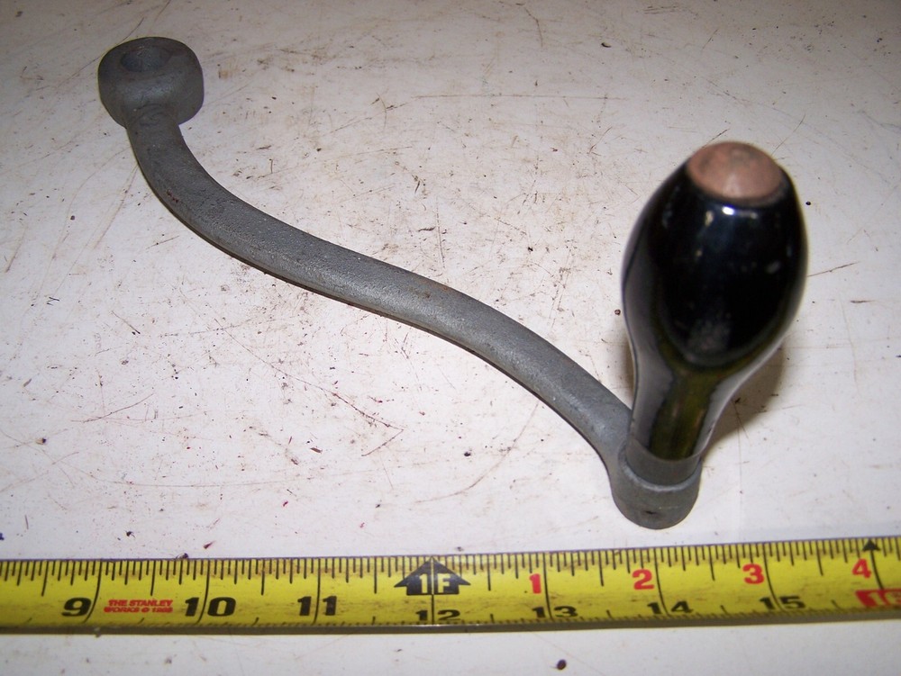NOS Cast Iron Crank Handle Corn Sheller ENTERPRISE Grinder Roller 11/16" Shaft