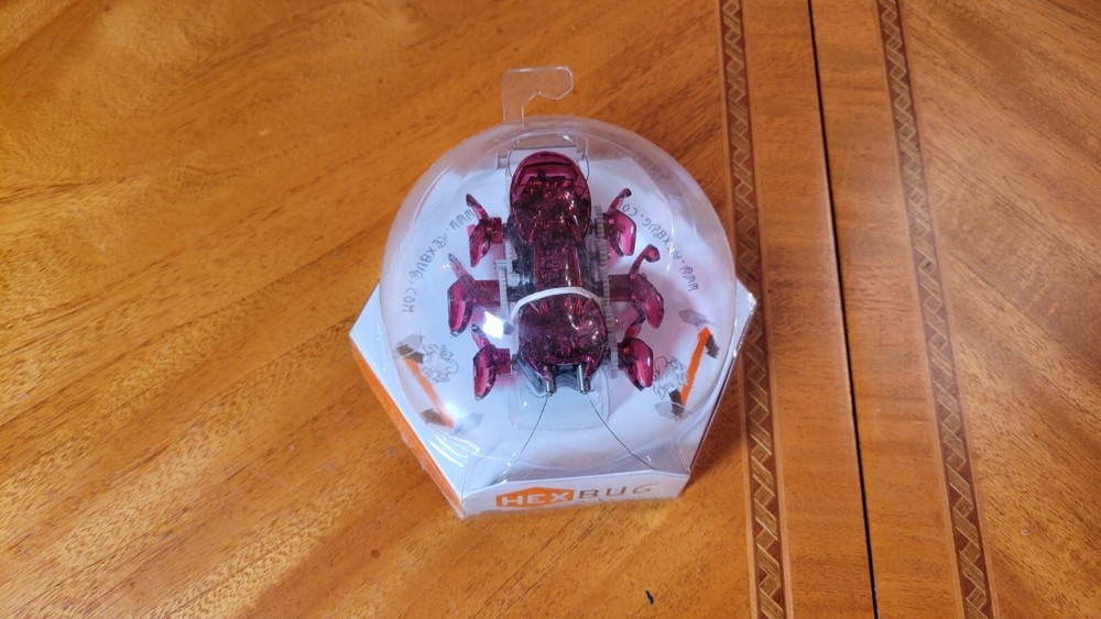 New Loot Crate Exclusive Hex Bug Micro Robotic Creature Ant