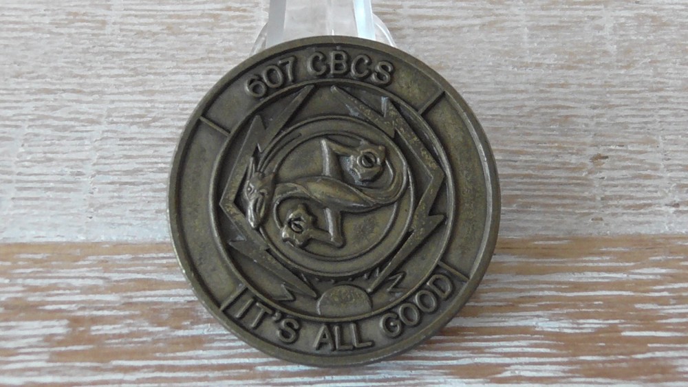 USAF 607th Combat Communications Squadron CBCS ROK  Challenge Coin #D935