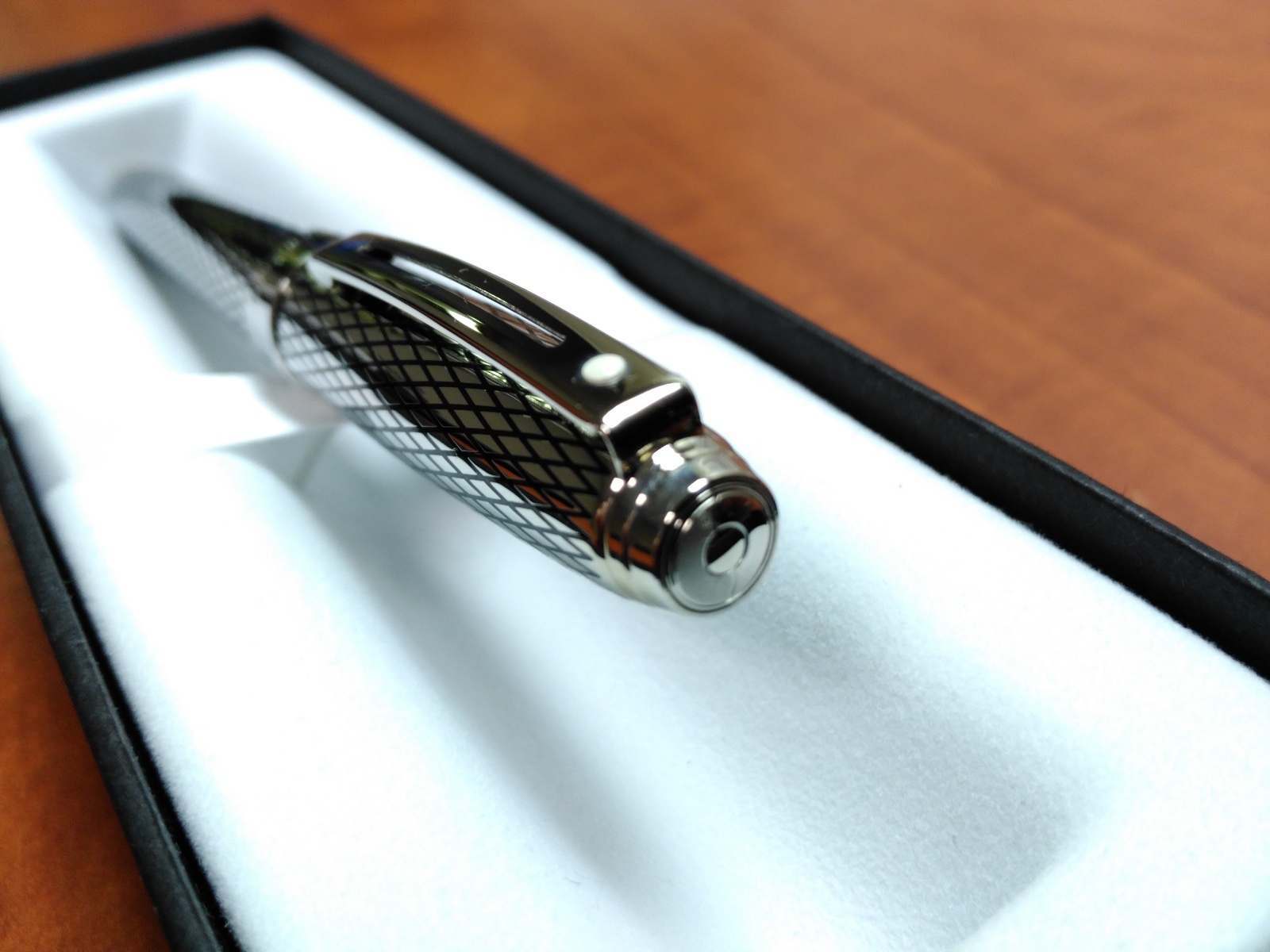 Sheaffer Prelude Signature Palladium Plate "M" Nib Fountain Pen