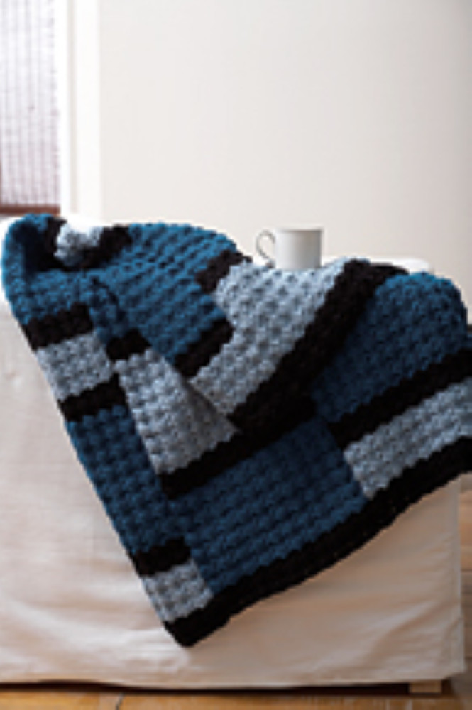 Home Front Patons Pattern Book 500867