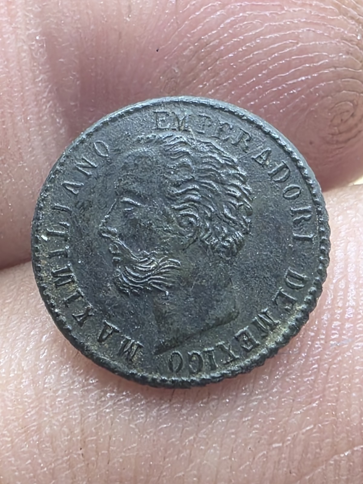 Dug In Mexico Military Button Maximiliano Emperador 13.38mm Maximilian