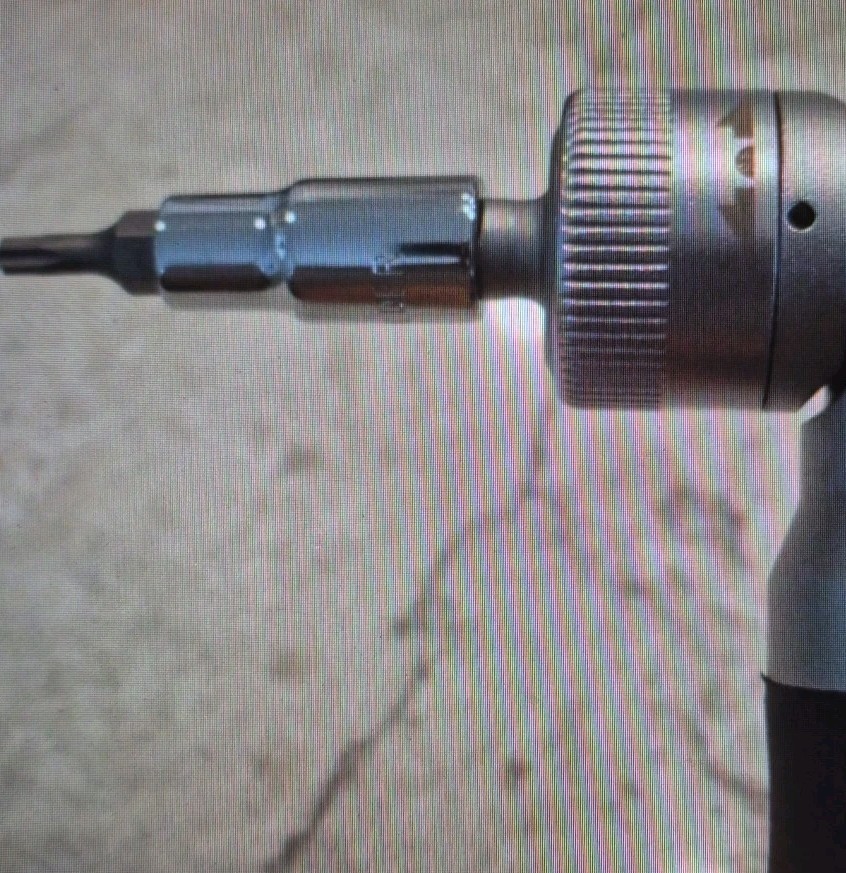 NEBO Screwdriver/Socket Set. Racheting Right Angle Nut Driver, 32 Pieces + Pouch