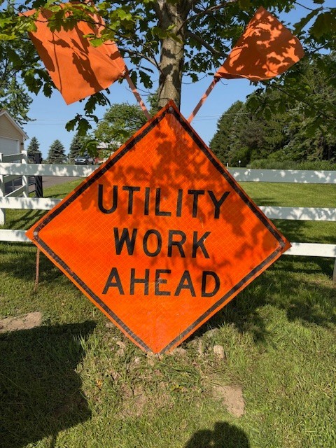 48" Reflective Utility Work Ahead with Flags