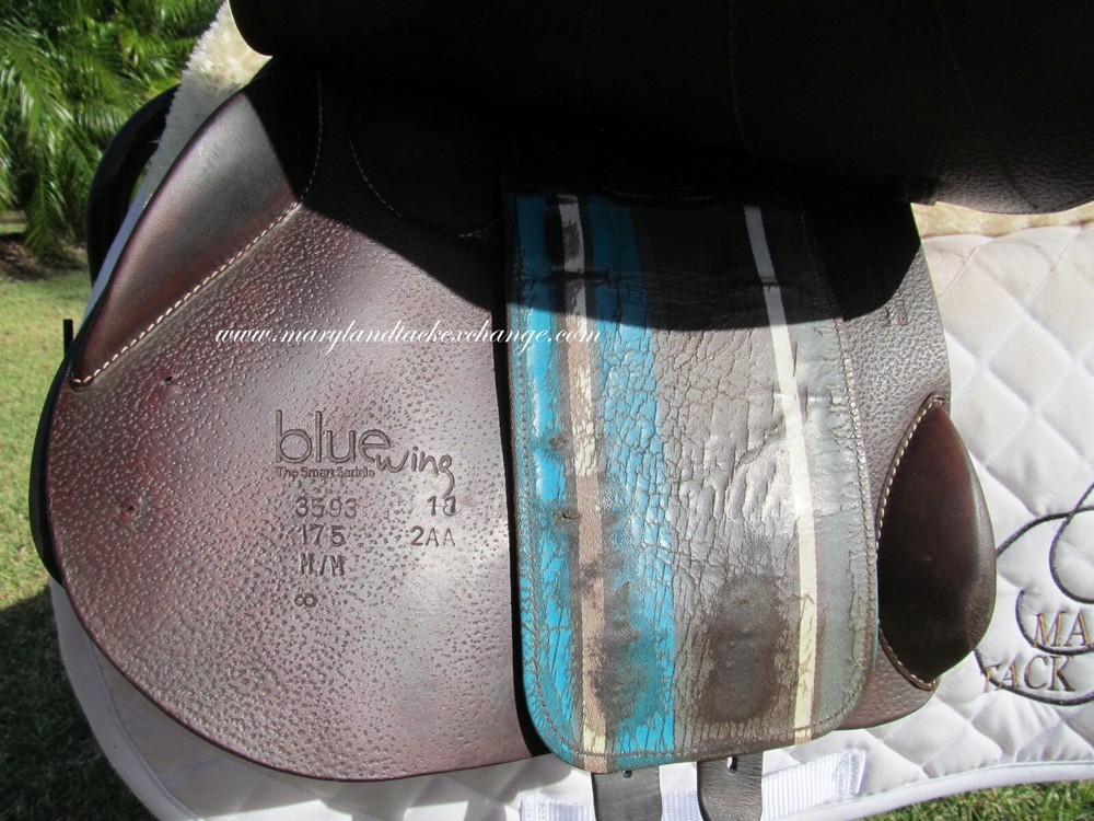 17.5" VOLTAIRE BLUE WING close contact jumping saddle-THIN FRONT PANEL 2017