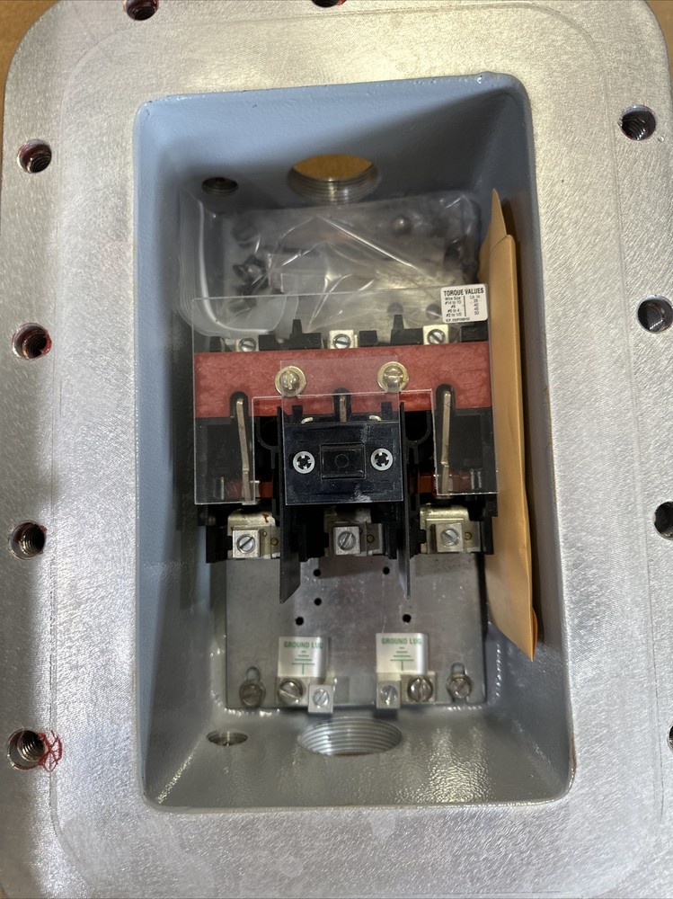 Appleton EGS 30 Amp Explosion Proof Disconnect Switch 600V 3 Phase AEAB3036DSQRP