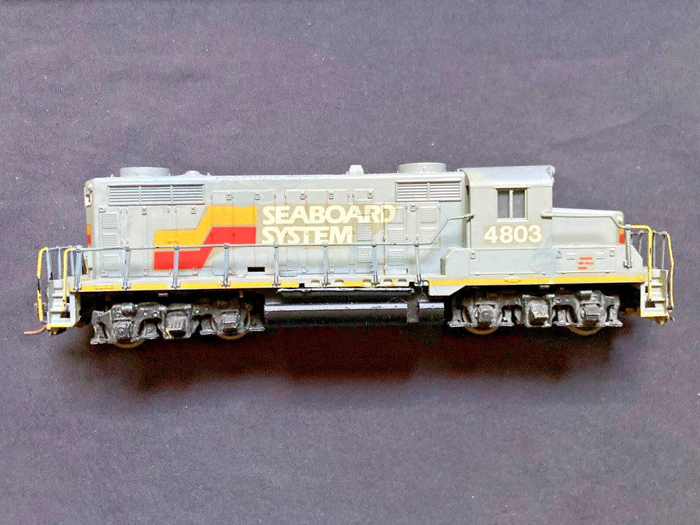 Train HO Scale SEABOARD SYSTEMS Engine 4803 (UNKNOWN BRAND)