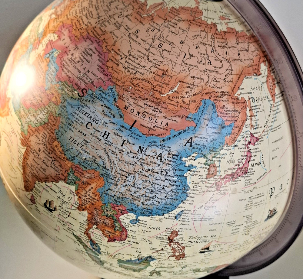 Repogle World Classic Scanglobe 12" / 30 cm Globe