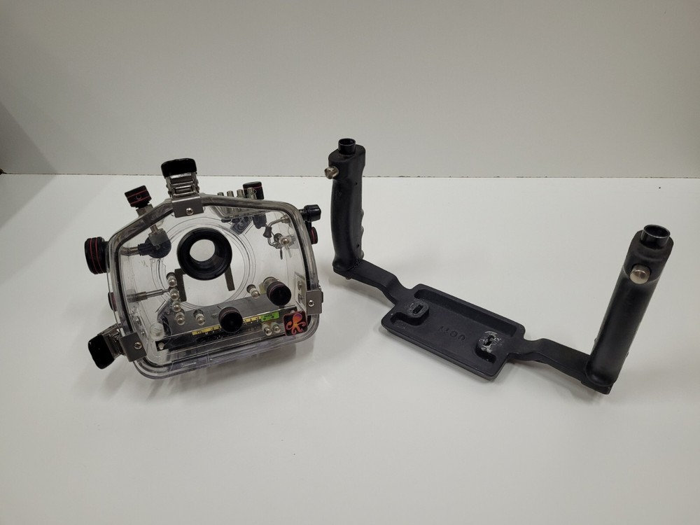 Ikelite Underwater Camera Housing  Diving  Nikon D50 D125