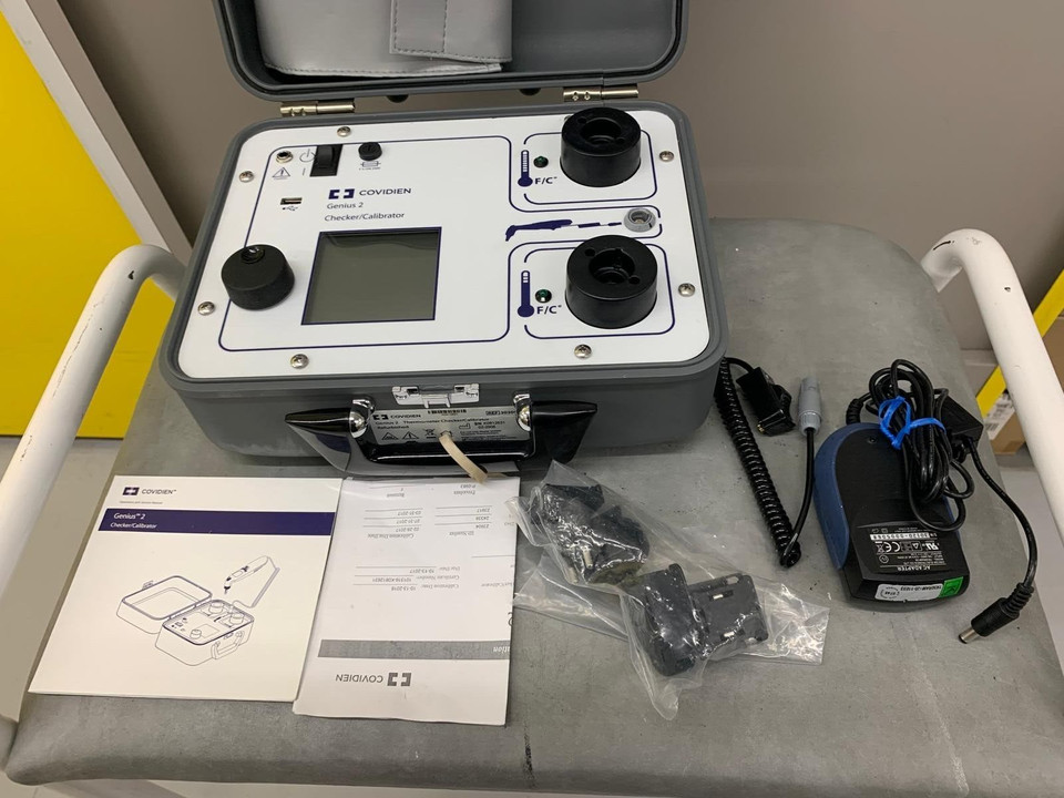 Kendall Genius 2 Thermometer Checker calibrator Tester Probe- Immaculate