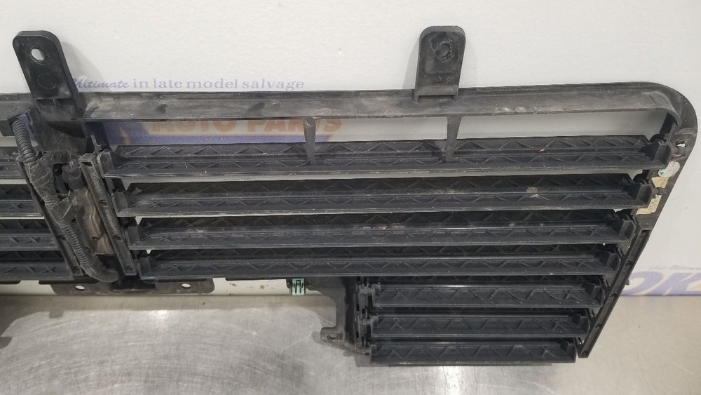 18 CHEVY SILVERADO 1500 6.2L AIR SHUTTER ASSEMBLY