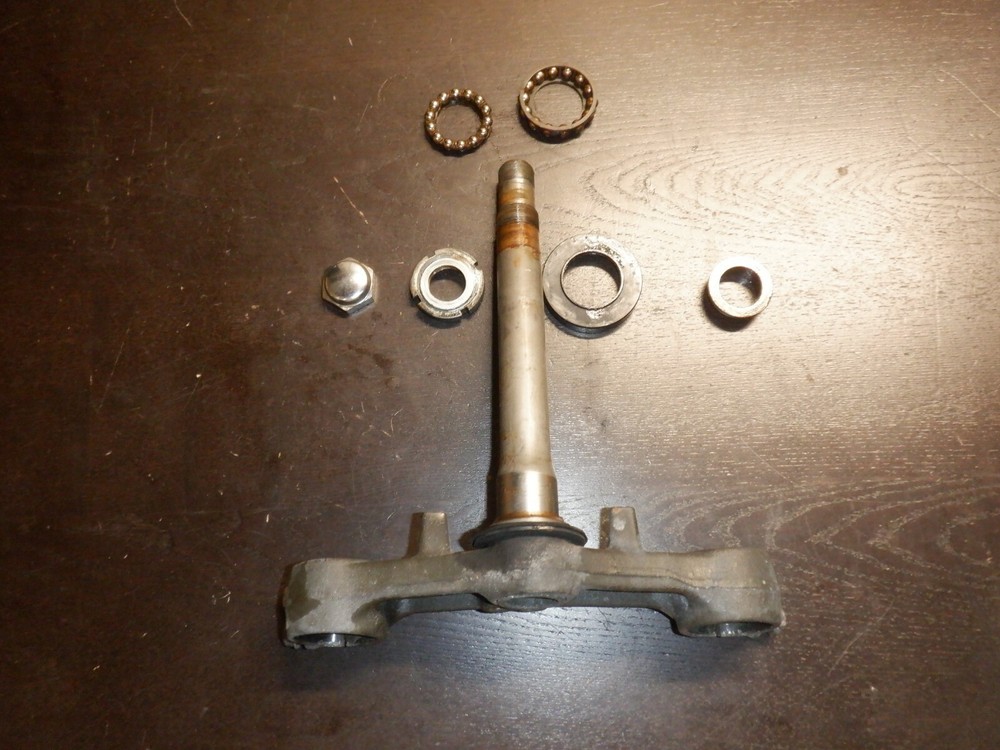 2000 Suzuki Katana 600 | Lower Triple Tree Steering Stem | Used OEM