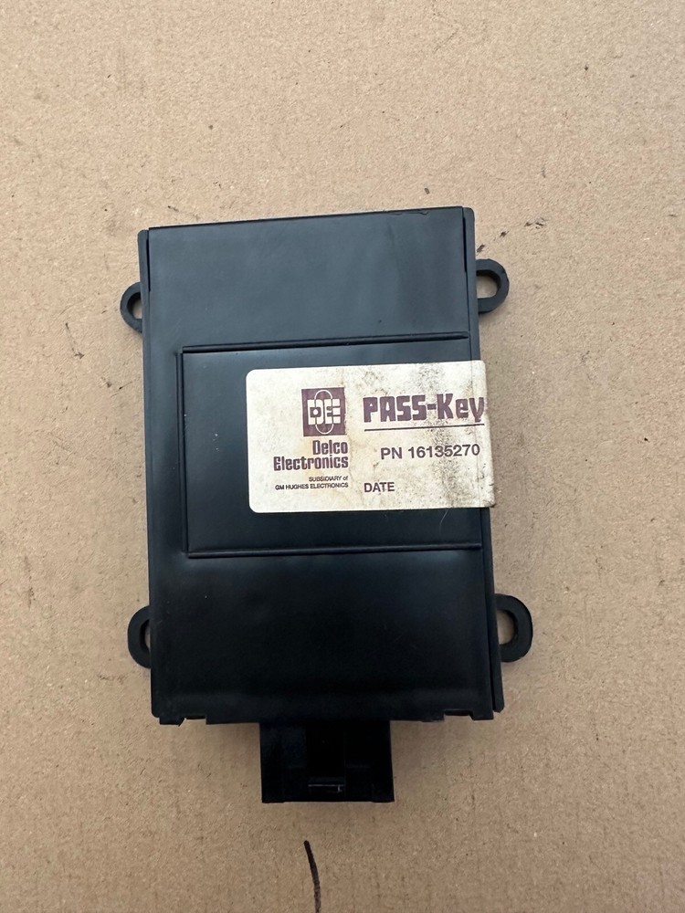 89 CORVETTE C4 PASS KEY VATS MODULE 16135270