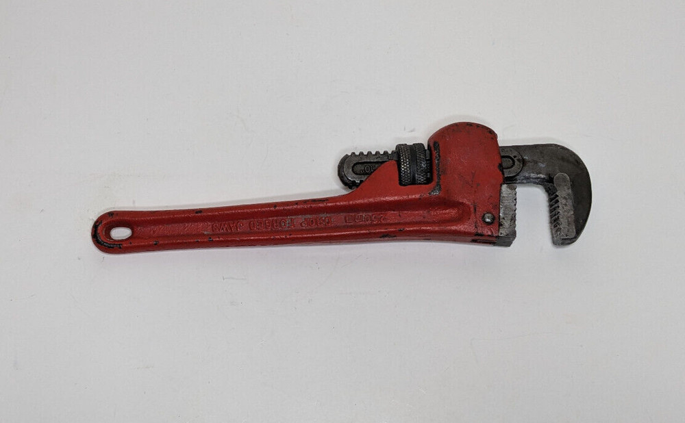 Husky 10" Inch Pipe Wrench