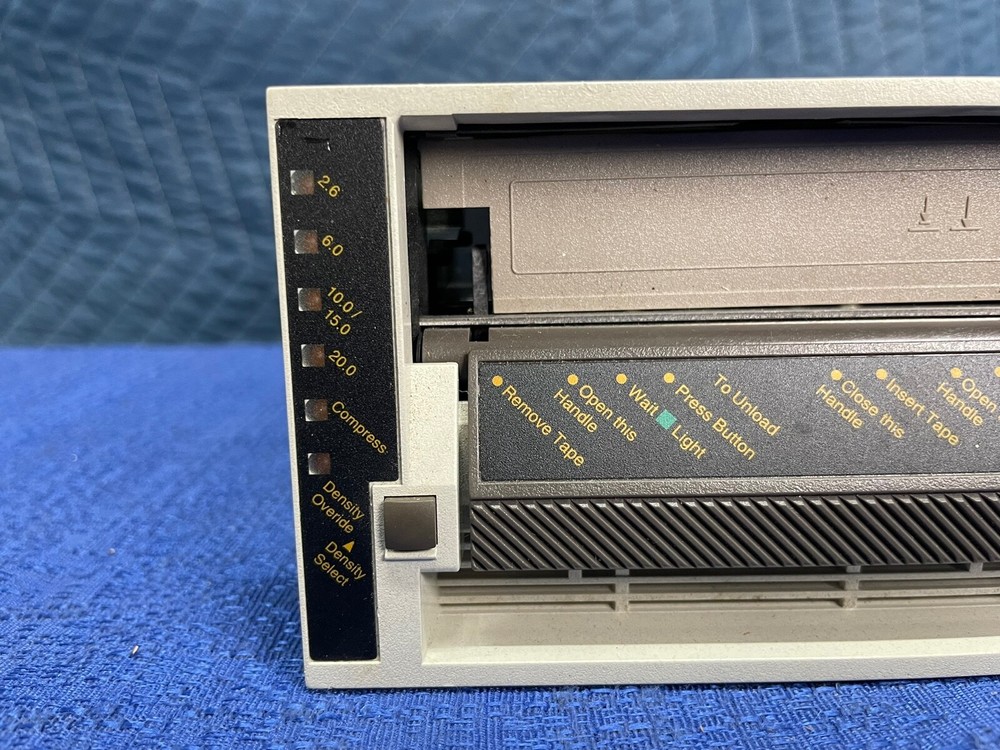 Digital TZ88N - BY Tape Drive