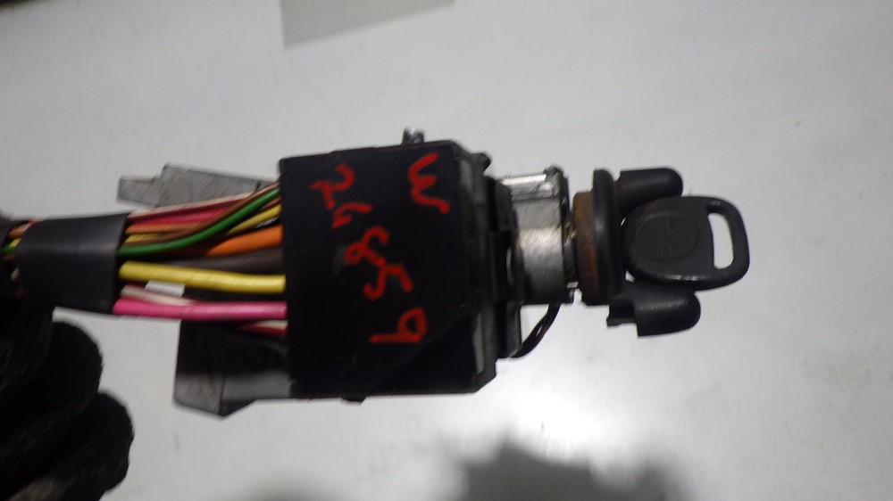 02 GMC SAVANA 3500 VAN Ignition W/Key