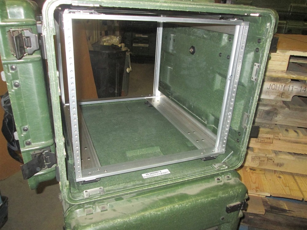 Rackmount 09U x24 Slide Out General Dynamics Composite Shock Mount Rack Case C