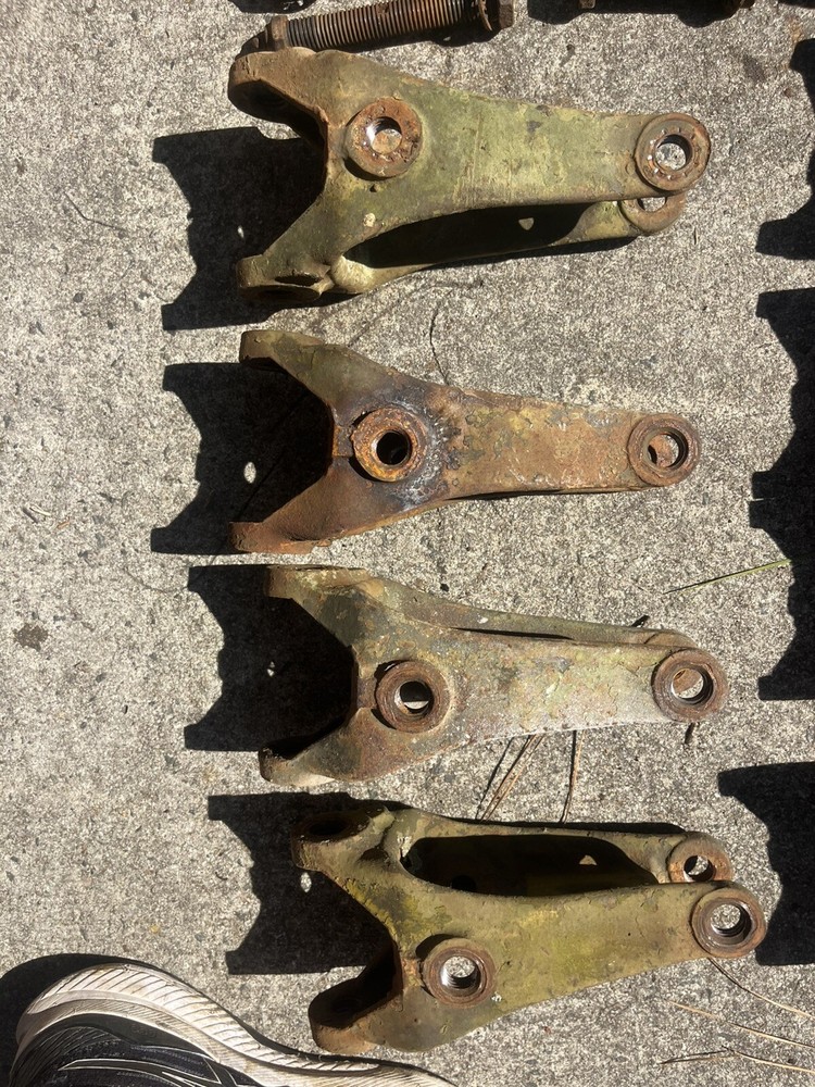 M29/C Studebaker Weasel Yoke, Threaded, Bogie Spring With Bolts