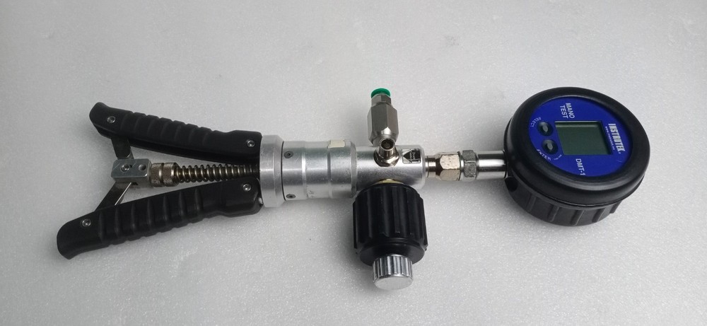 SI Pressure TP1 Hand Held Test Pump
