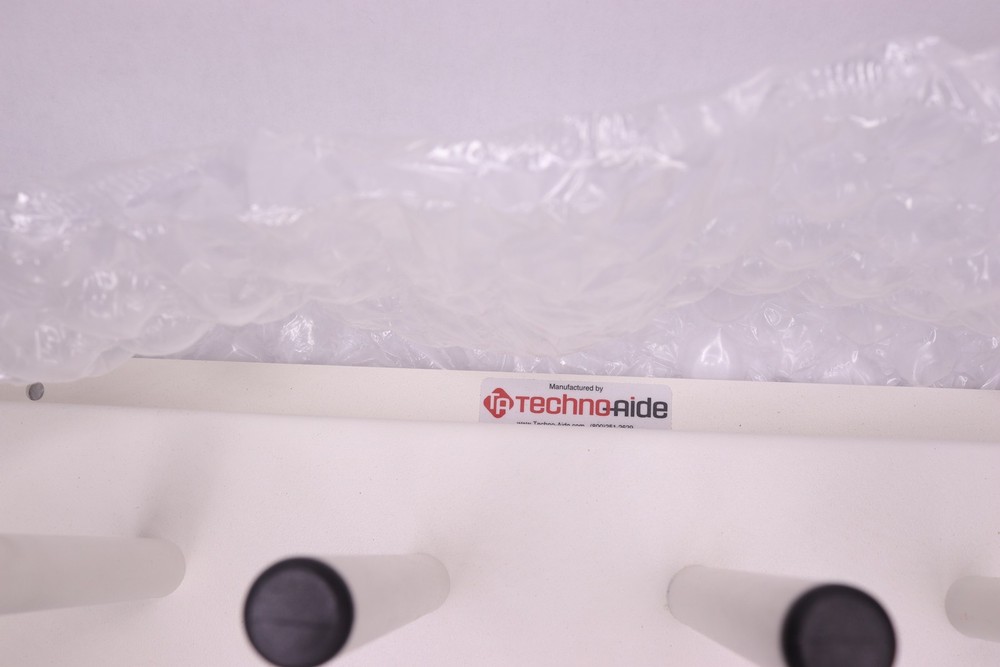 Techno-Aide X-ray Apron Peg Board Rack White ARP-08