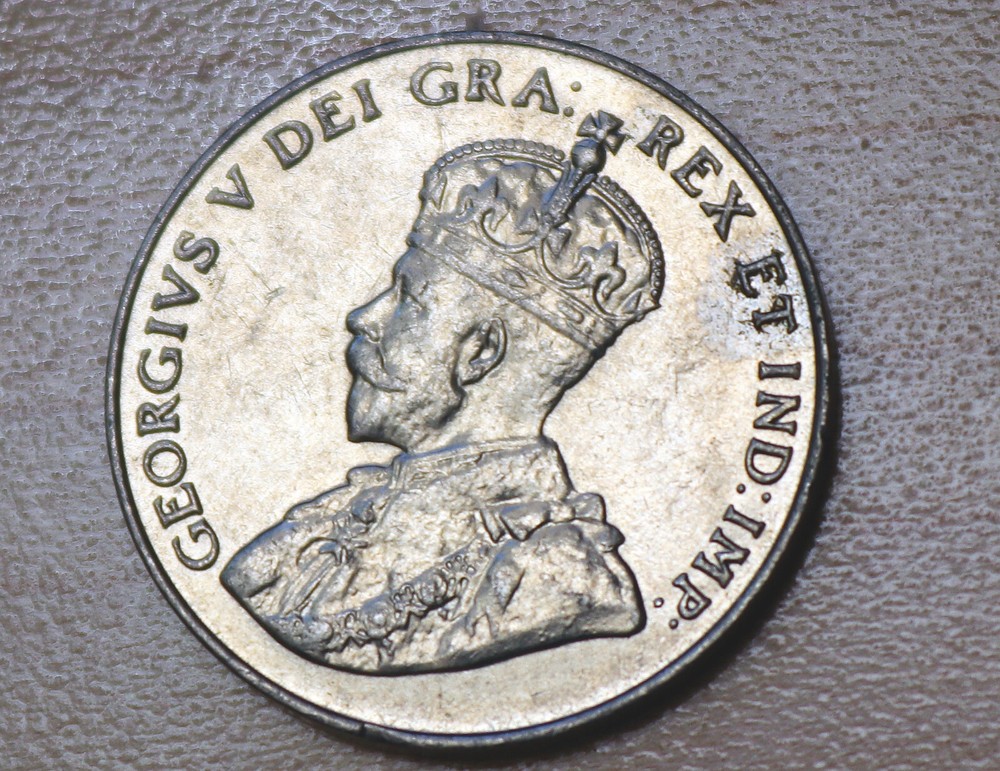 1933 Canada 5 Cents