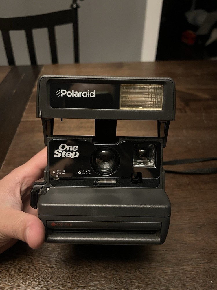 Polaroid One Step Flash 600 Film Instant Camera