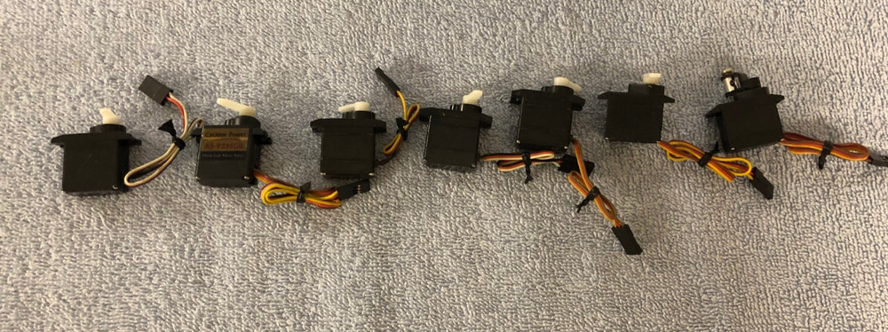 7ea Micro Servos With Universal (JR) type connectors