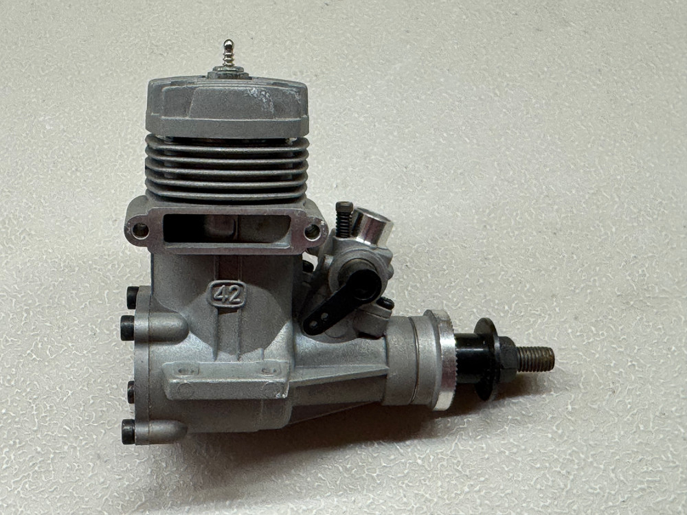 Thunder Tiger GP-42 No. 9041 RC Airplane Engine