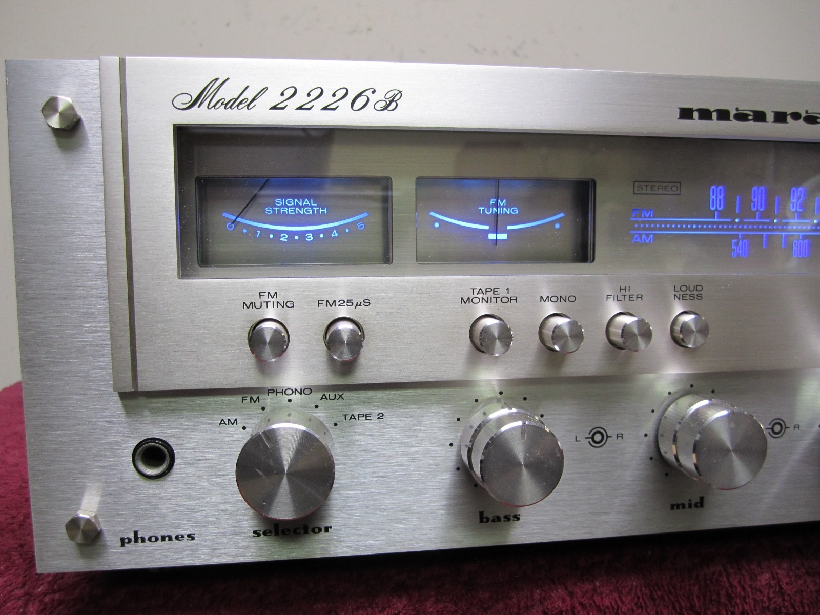 Marantz 2226B Stereo Receiver Cleaned Tested * Amp Works Fine, AM/FM Not working