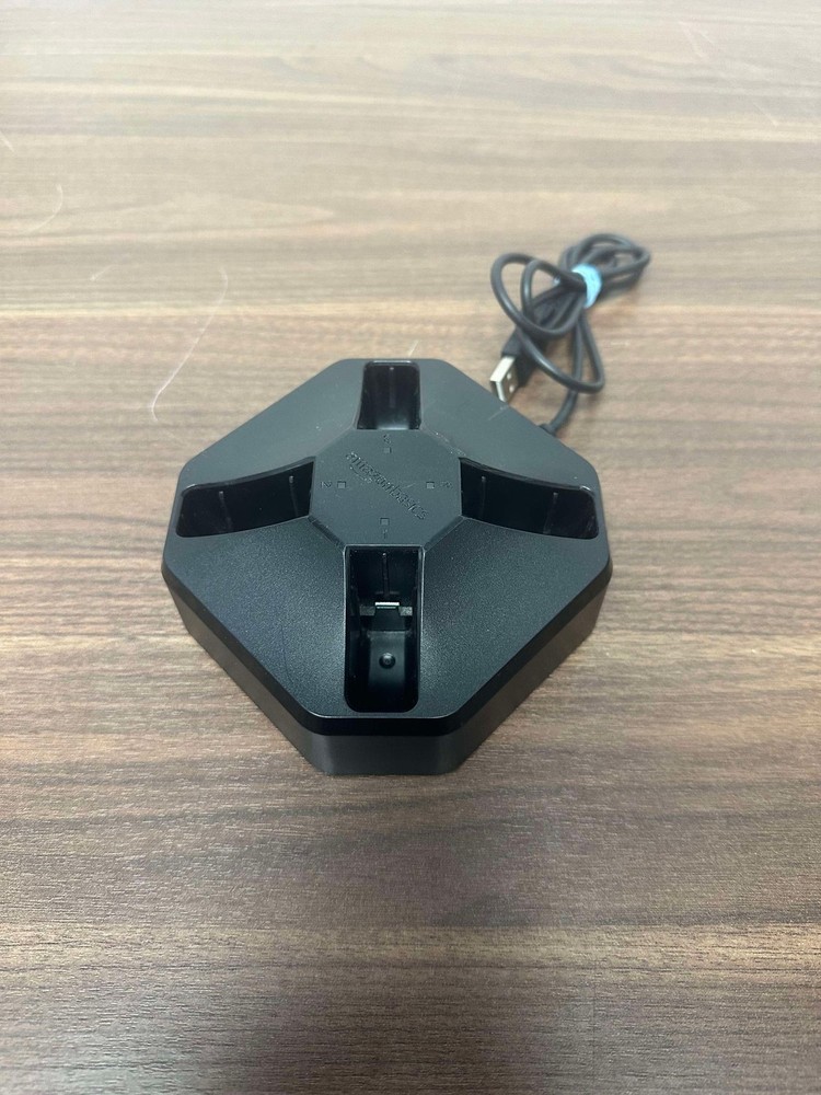 Quad USB Wired Charging Station For Joy-Con Controllers Very Good 0E