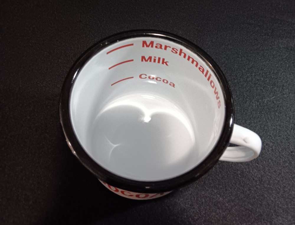 Hot Cocoa Enameled Coffee Mug/Pre-owned