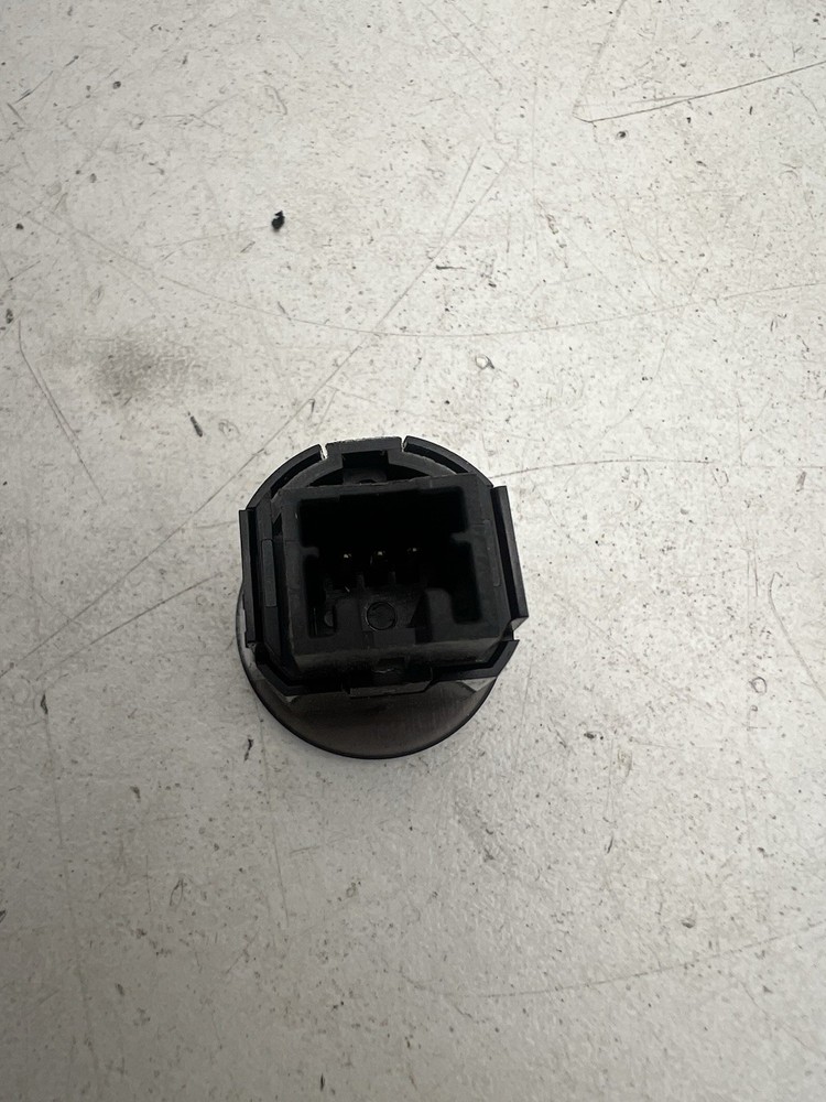 2017 Nissan Pathfinder Air Temperature Sensor OEM.
