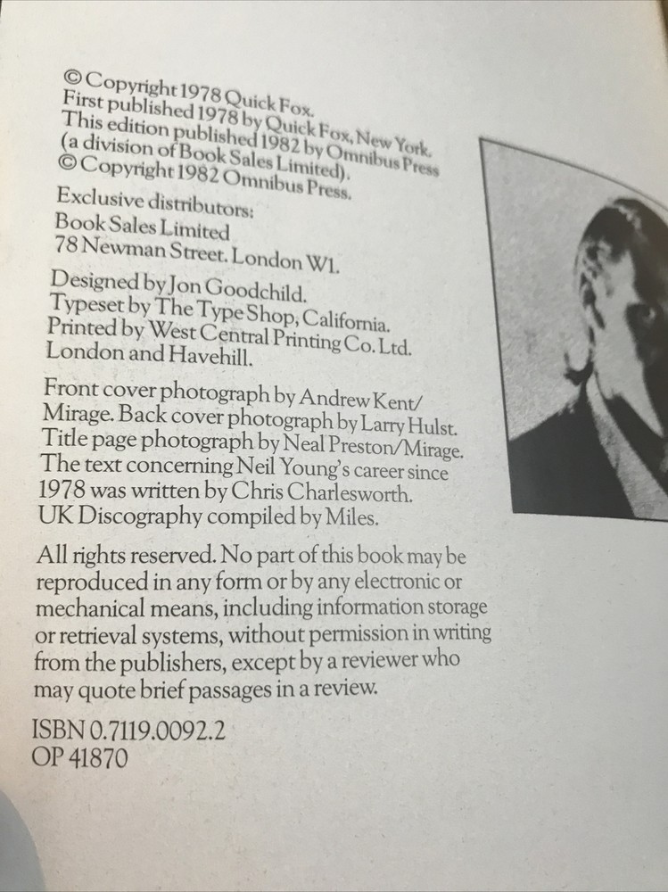 Neil Young by Carole Dufrechou (1982 omnibus press UK)
