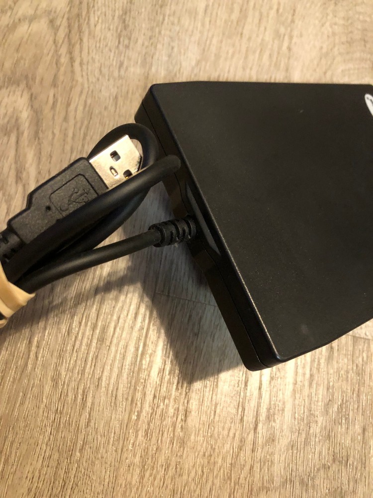 Chuanganzhuo USB External 1.44MB 3.5” Floppy Disk Drive – Windows/Mac Compatible