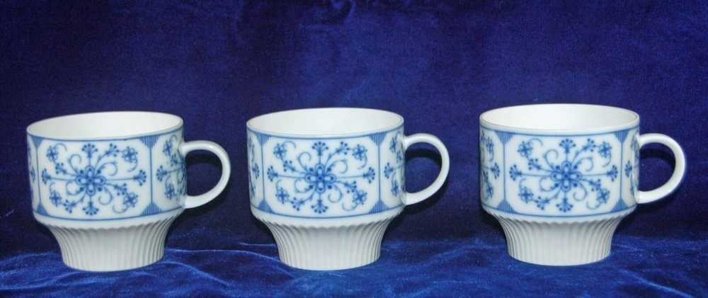 KAISER INDIGE - THREE FLAT CUPS - RIBBED  SIDE BOTTOM