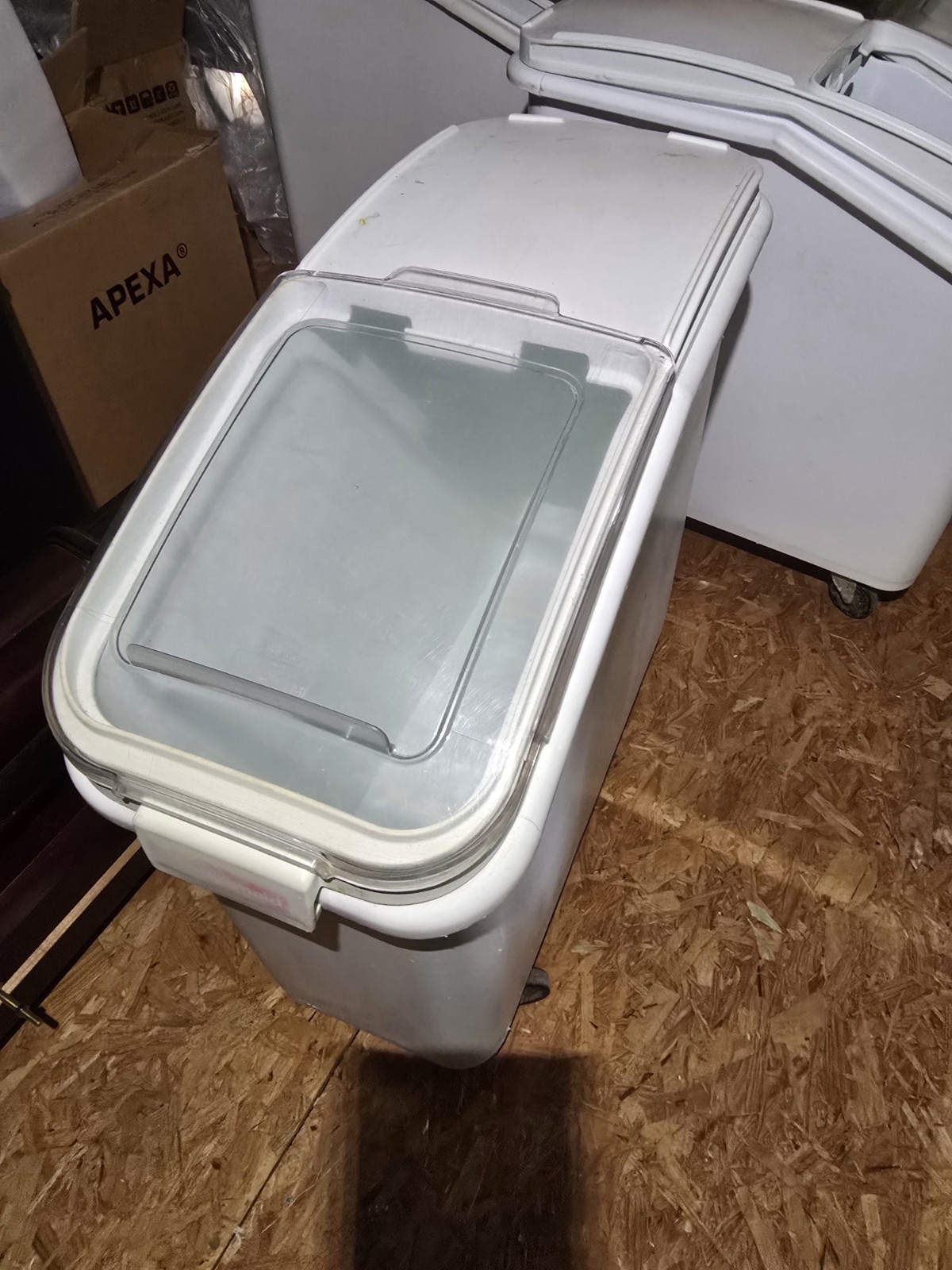 Baker's Lane 21 Gallon / 335 Cup White Slant Top Mobile Ingredient Storage Bin