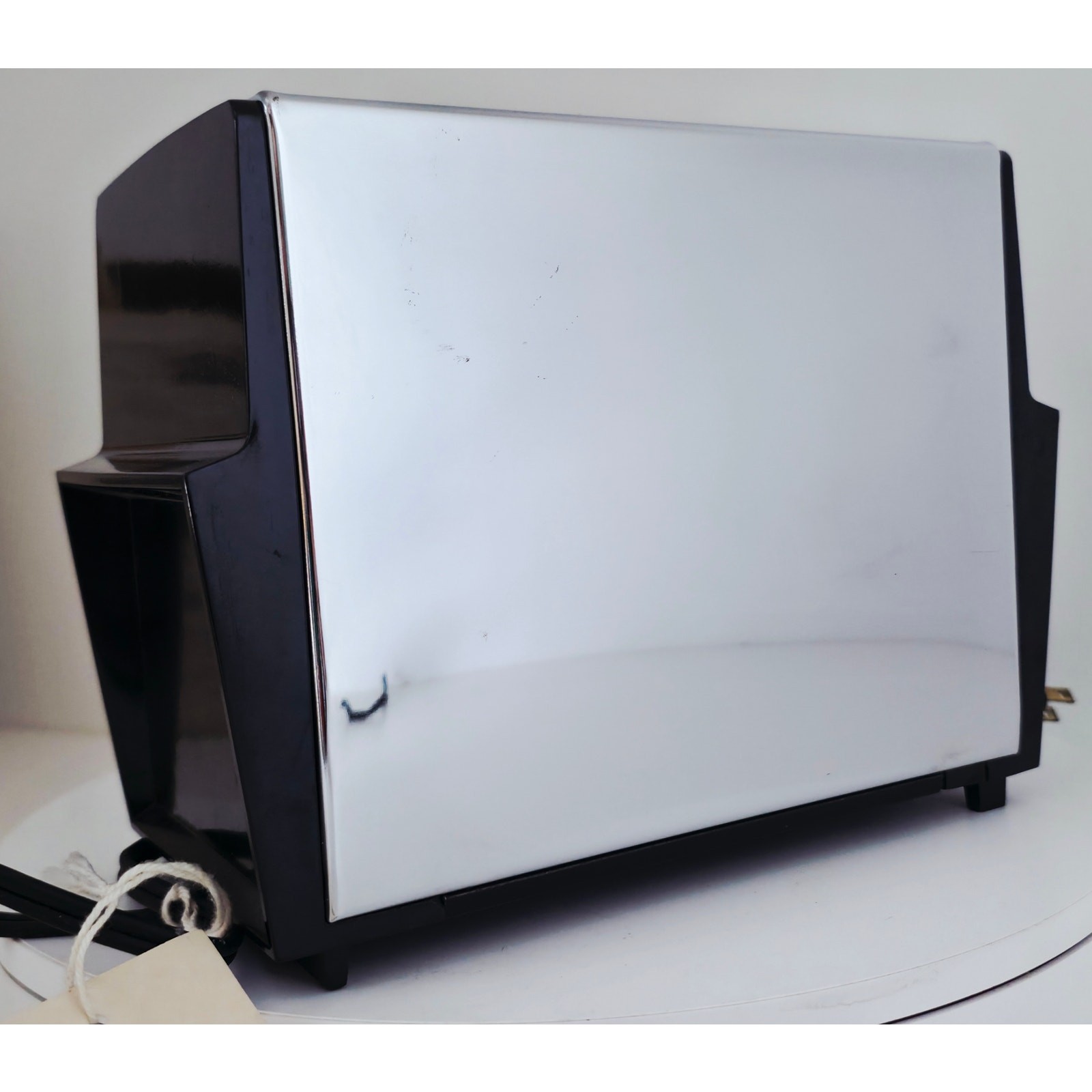 VINTAGE *PRISTINE*1980's Proctor Silex 2-Slice Toaster Chrome/Black USA