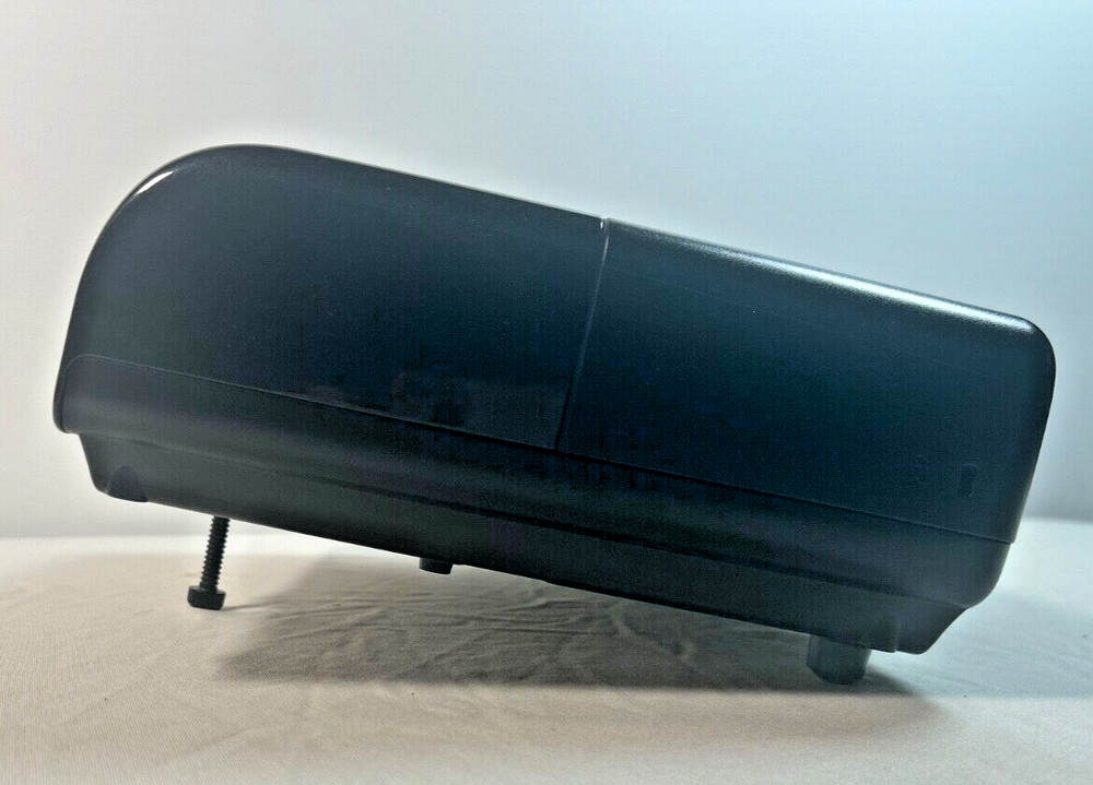 Epson Powerlite 77c EMP-X5 Multimedia Projector w/Case/ no remote control!