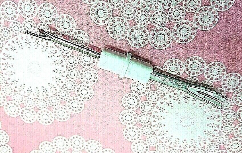 Seam Ripper Small Blade + Basting Assistant with Protective Cap