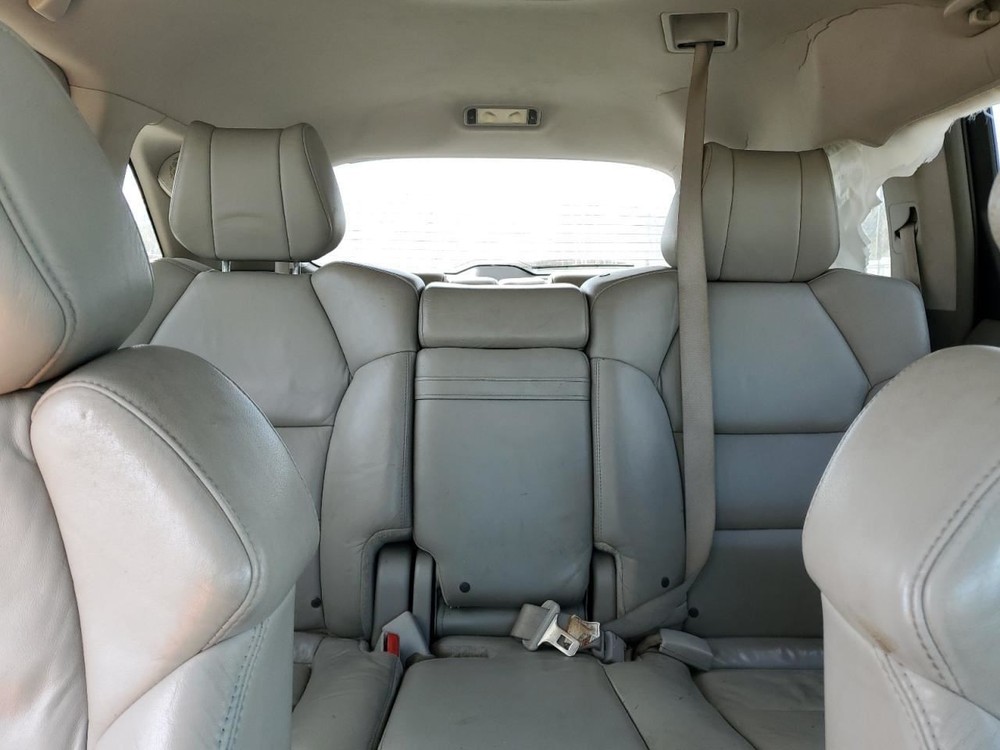 MDX 2011 Glove Box 4658115