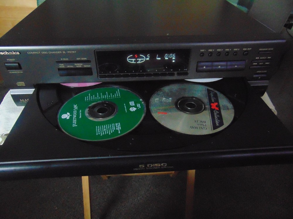 TECHNICS 5-DISC COMPACT DISC CHANGER PLAYER MODEL SL-PD787 TESTED VGC