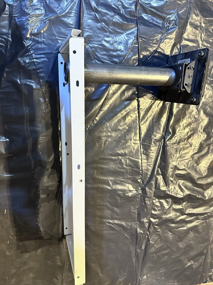 Chief RPA Series Ceiling Mount bundle For Projector *NO HARDWARE* AS-IS EB-4641