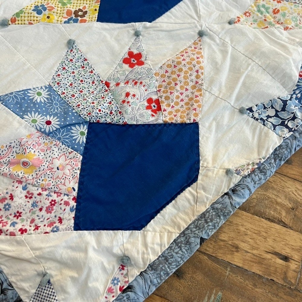 Handmade Fan Quilt Patchwork Floral Pattern Reversible 71.5"x 67"