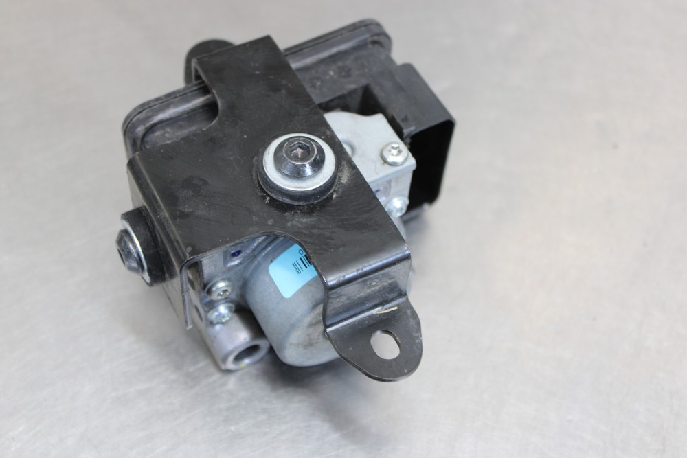 13-17 KAWASAKI NINJA 300 ABS PUMP UNIT MODULE