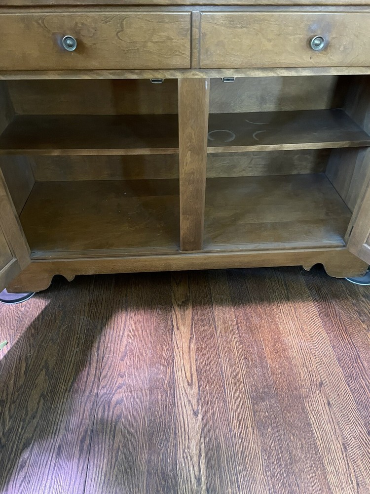 ethan allen maple hutch