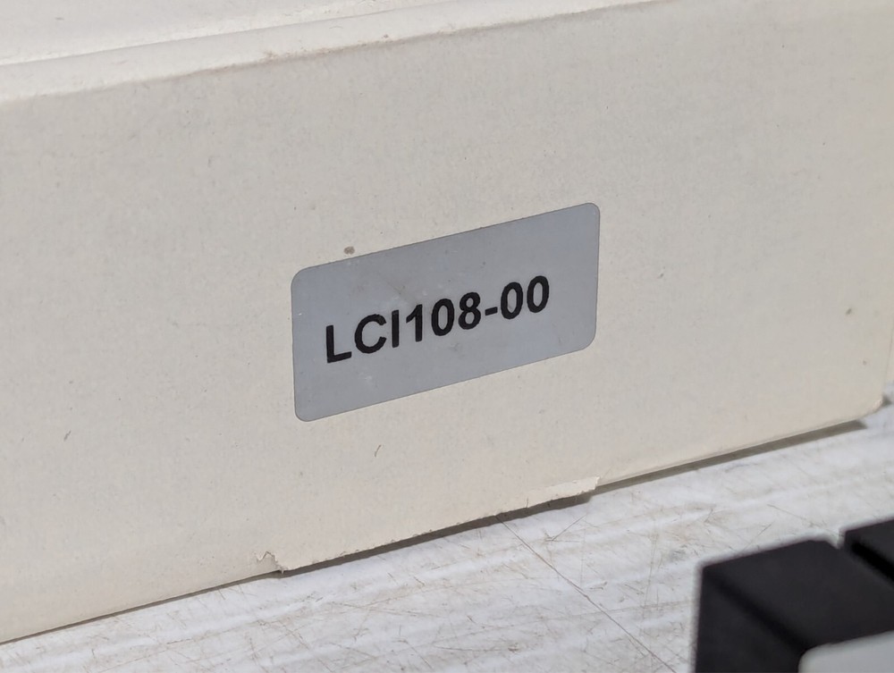 NEW Dwyer LCI108-00 4-Digit Compact Panel Meter / Indicator for Process Control