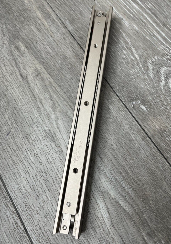 Rollon DEM28D0290N 170715 Telescopic Linear Rail Guide
