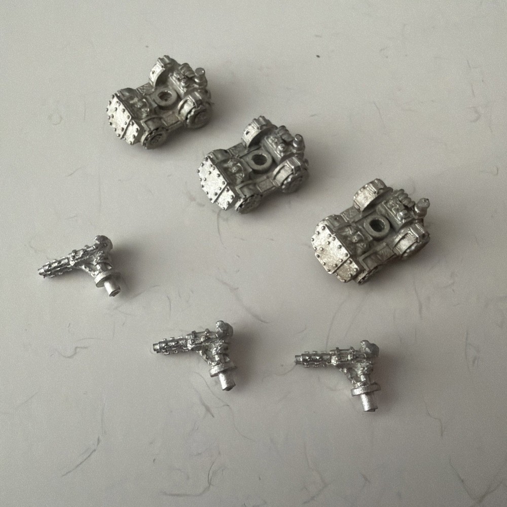 Warhammer EPIC 40K - 3 Metal Ork Warbuggies with Rokkit Launchas