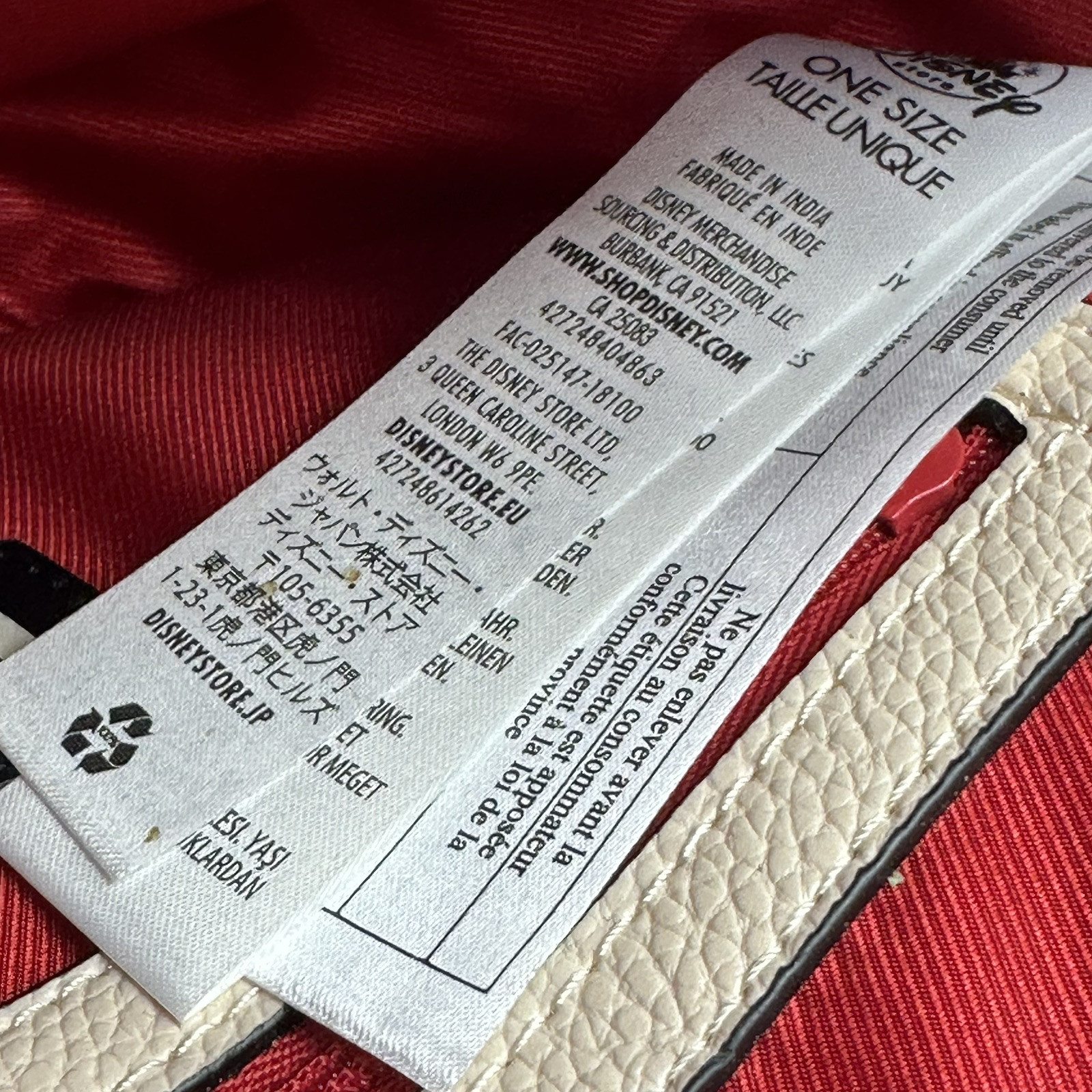 Oh My Disney Store Snow White Fairest of Them All Crossbody Bag Heart Chain New