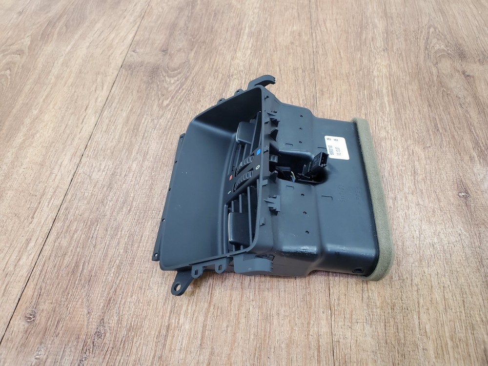 ✅ 07-13 OEM BMW E92 E93 328 335 Interior Central Console Rear Vent
